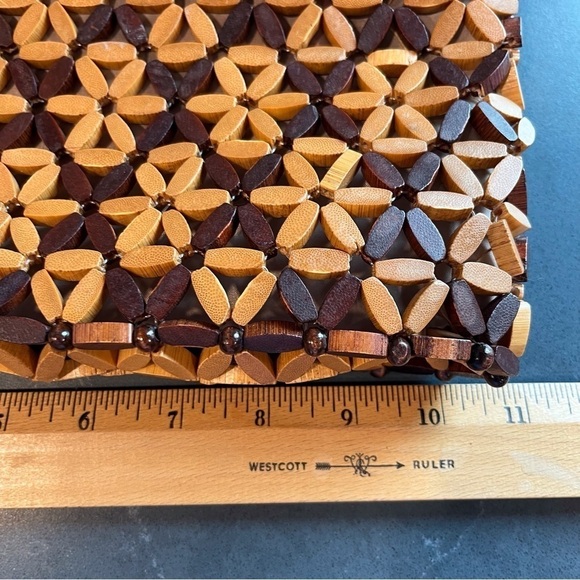 Wooden daisy macrame handbag - Picture 9 of 13